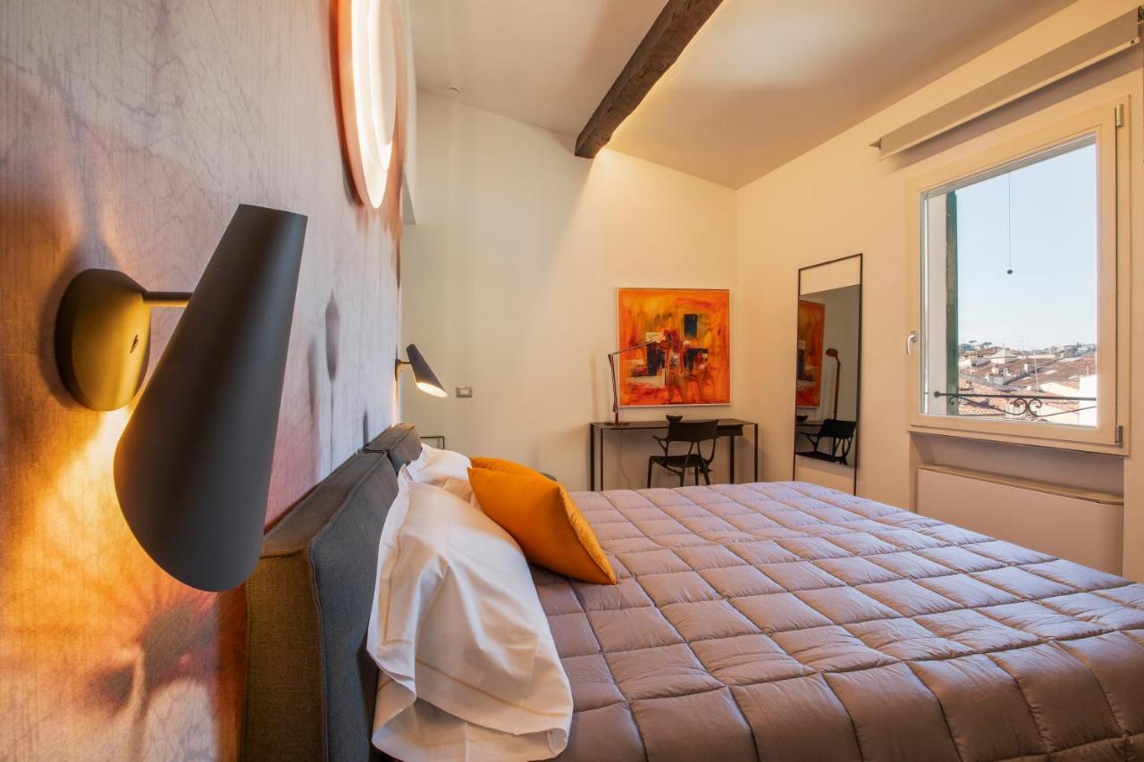 Residenza Benizzi Rooms In The Heart Of Флоренция Экстерьер фото